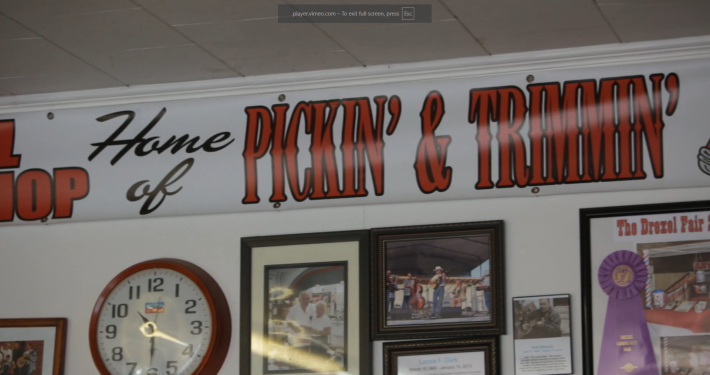 Drexel Barber Shop: Home of Pickin' & Trimmin'