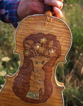 Fiddle built by Audrey Hash Ham